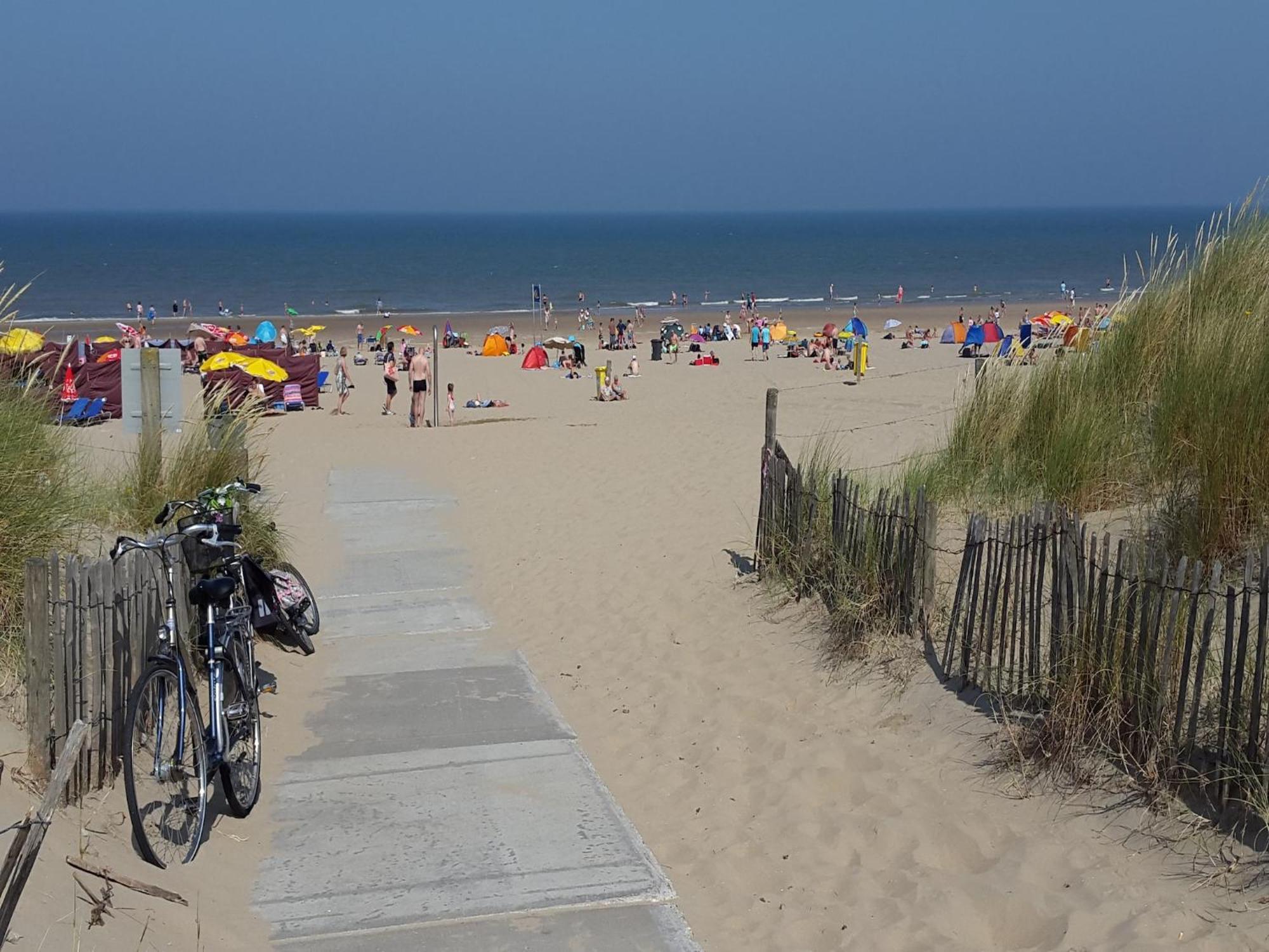 Modern Apartment In Noordwijk Near The Sea Екстериор снимка